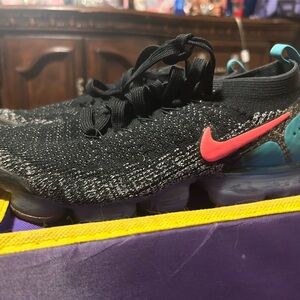 Nike Air VaporMax Flyknit 2 Hot Punch 2018